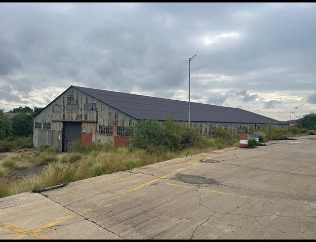 2,702M² WAREHOUSE TO LET IN PRETORIA INDUSTRIAL